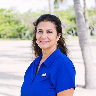 Yvette-staff-at-South-Miami-Orthodontics Staff headshot