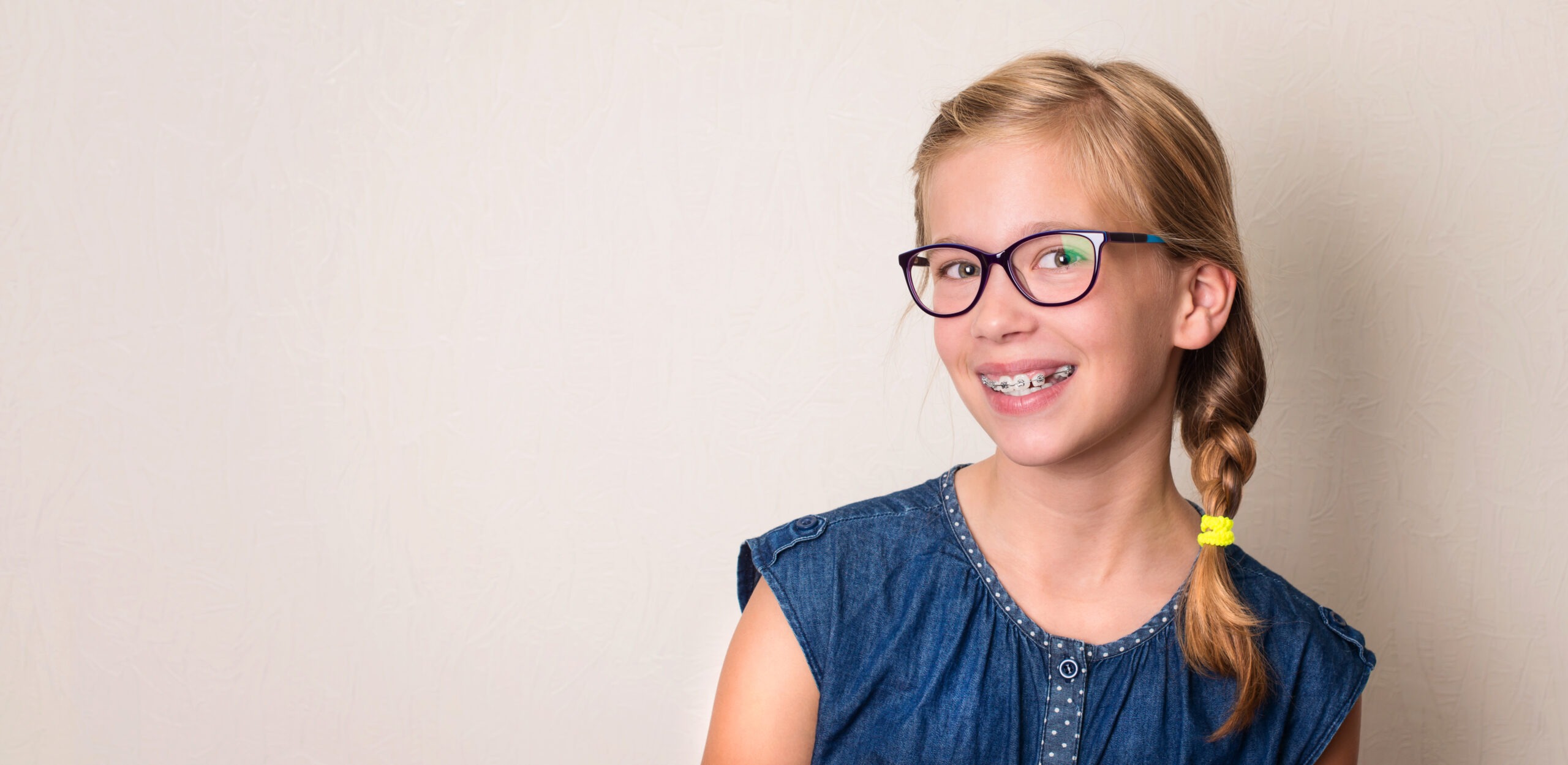 Wondering when's the best age for your child to start their orthodontic journey and get braces? If so, we're sharing all the details here!